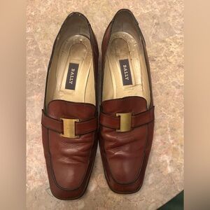 Bally Women Tan Leather Slip-On Loafers size 10 us, 7.5 EU vintage